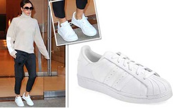 Victoria Beckham "chất phát ngất" khi bỏ giày cao gót