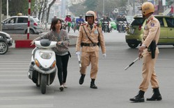 CSGT Hà Nội tăng cường kiểm tra, xử lý vi phạm giao thông