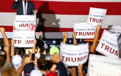 Donald Trump đại thắng ở Florida, buộc đối thủ phải rút lui cay đắng