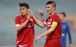 Lập hat-trick, Công Vinh ca ngợi lối chơi ban bật nhỏ