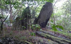 Thăm nơi sông núi “long chầu” Đá Chông