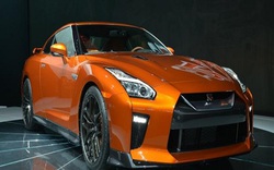 Nissan GT-R 2017 hoàn toàn "lột xác" so với phiên bản cũ