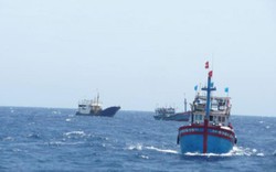 Nhiều tàu cá cùng hàng chục ngư dân đang kêu cứu trên biển Trường Sa
