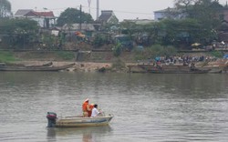 Công an, người dân trắng đêm tìm thầy giáo nghi nhảy cầu tự tử