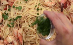 Cách làm spaghetti tôm nướng ngon không cưỡng nổi