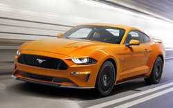 Ford Mustang 2018: Thiết kế mới, hộp số 10 cấp