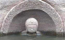 Ngắm bức tượng Phật 600 tuổi vừa phát hiện dưới bể nước ở TQ