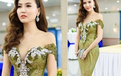 "Nữ hoàng sắc đẹp" Ngọc Duyên gợi cảm khoe ngực đầy