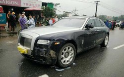 Siêu xe Rolls Royce đâm 2 bố con đi xe máy nhập viện