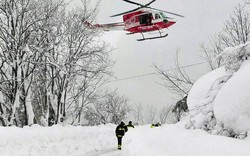 120.000 tấn tuyết đè khách sạn, 9 người sống sót cũng nhờ tuyết