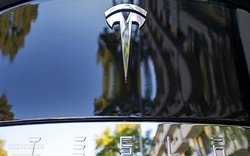 Tesla Motors chính thức đổi tên thành Tesla, Inc