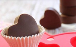 Tự làm chocolate hình trái tim lãng mạn cho ngày Valentine