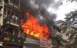 Cháy trên phố Bát Đàn: Một nạn nhân tử vong