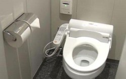 Toilet biết tố sếp nếu nhân viên ngồi quá lâu
