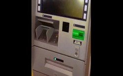 Chuyện lạ ở HN: Ra cây rút tiền, ATM nhả tờ giấy in chữ 500 nghìn đồng