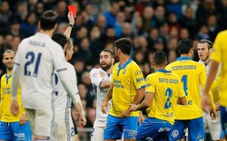 Cận cảnh Bale nhận thẻ đỏ vì thái độ “trẻ trâu”