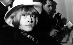 Bí ẩn cái chết của huyền thoại âm nhạc Brian Jones