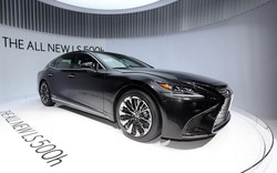 Lexus LS500h 2018 hoàn toàn mới ra mắt