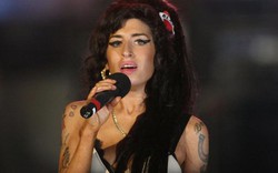 “Họa mi” Amy Winehouse và bi kịch 6 năm chưa được làm rõ