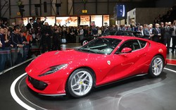 Cận cảnh "quái thú tốc độ" Ferrari 812 Superfast