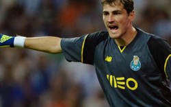 Casillas lập kỷ lục, vượt mặt huyền thoại Paolo Maldini