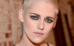 Kristen Stewart dẫn đầu top sao nữ cạo đầu đẹp hơn để tóc