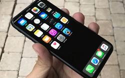 iPhone 8 bị đội giá, nhưng vẫn phá kỷ lục doanh thu của Apple