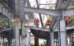 Ông Hải quyết dỡ mái che "khủng" của tòa nhà Saigon Centre chiếm vỉa hè