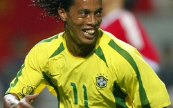 Ronaldinho khiến các fan "ngã ngửa" khi trổ tài ca hát