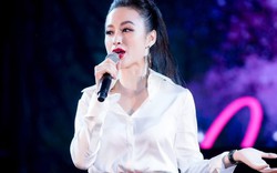 Angela Phương Trinh bất ngờ diện trang phục kín đáo đón năm mới tại Đà Nẵng