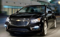Chevrolet Cruze giảm giá mạnh còn 519 triệu đồng