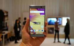 Video trên tay Sony Xperia XA2 thiết kế cổ điển