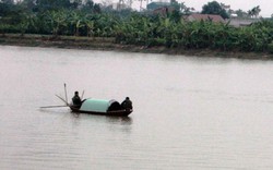 Thuyền đánh cá va chạm tàu chở hàng, 1 người mất tích