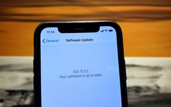 CẢNH BÁO: iPhone sẽ "đuối sức" khi cập nhật lên iOS 11.2.2