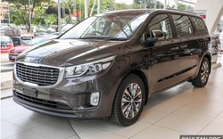 Kia Carnival 2018 có giá từ 920 triệu đồng