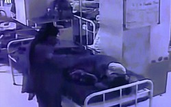 Video: Vào tận giường bắt cóc trẻ sơ sinh đang nằm với mẹ ở Ấn Độ