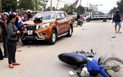 Ô tô “điên” tông thẳng vào nhóm CSGT và dân, 6 người trọng thương