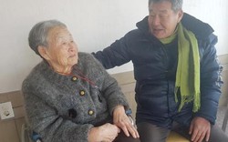 Mẹ HLV Park Hang Seo nghẹn ngào: “Xin hãy đưa tôi sang Việt Nam gặp con trai”