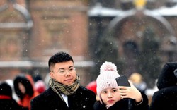 Trung Quốc lạnh đến mức điện thoại cũng "đóng băng", ngừng hoạt động