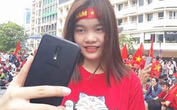 Theo chân Galaxy J7 Pro và fan hâm mộ cổ vũ cho đội tuyển U23 Việt Nam