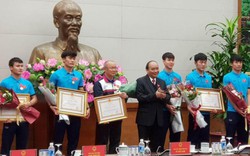 Thủ tướng trao Huân chương lao động hạng Nhất cho U23 Việt Nam