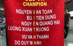 Bản quyền áo dài in chữ “Việt Nam vô địch”: Người nói không, kẻ nói có