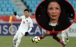 Mẹ đẻ Quang Hải U23 xúc động nhất khi thấy đồng đội dọn tuyết cho con đá