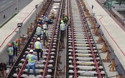 Clip: Hơn 2,4 km đường ray metro Sài Gòn được lắp hoàn thành