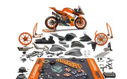 KTM RC 390 R mới "siêu chất" cùng gói kit SSP300