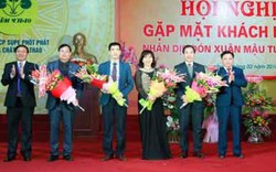 Tri ân khách hàng, Lâm Thao mong năm mới thành công