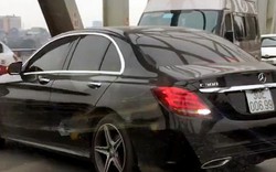 Phạt nguội xe Mercedes thản nhiên quay đầu trên cầu Chương Dương