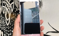 Trên tay Galaxy J7 Pro hồng: Màu đẹp, giá vừa túi tiền