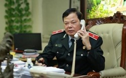 “Có người báo tin cơ quan họ chuẩn bị cả chục phong bì đi biếu Tết”