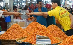 Săn cá, tôm khô "siêu" rẻ ở chợ thuỷ hải sản khô lớn nhất Sài Gòn